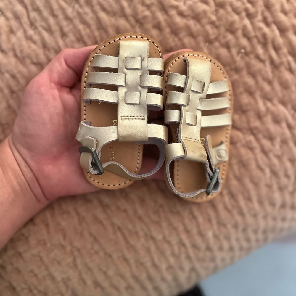 Freshly Picked Leather Baby Sandals in Gold and Tan